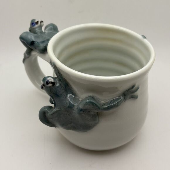 Hand Thrown Frog Mug Pottery White Green 3D Blue Eyes Three Frogs Handled - Picture 5 of 7